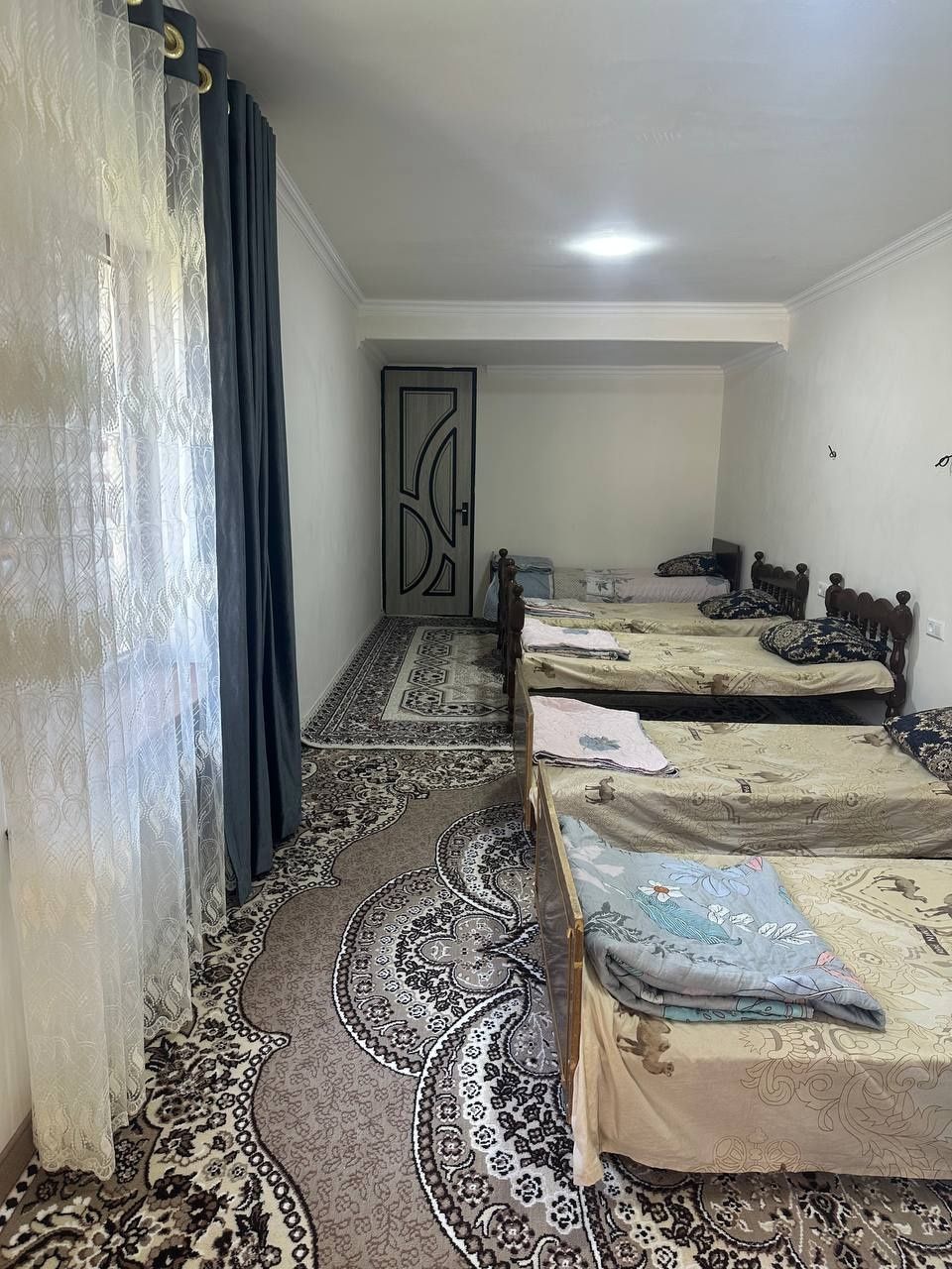 Oqtoshda oilaviy dacha