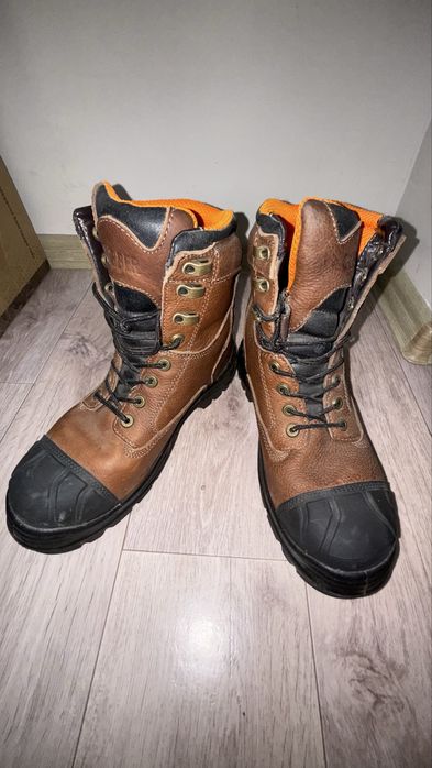 Продам зимние ботинки Cobber