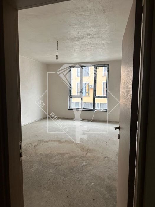 Продава се Двустаен апартамент в Пловдив, Остромила - 67 кв.м за 1461 €/кв.м - Снимка #1