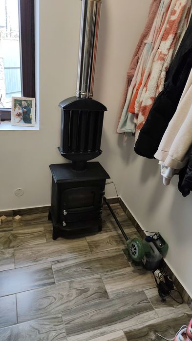 Semineu soba fonta pe ulei ars uzat