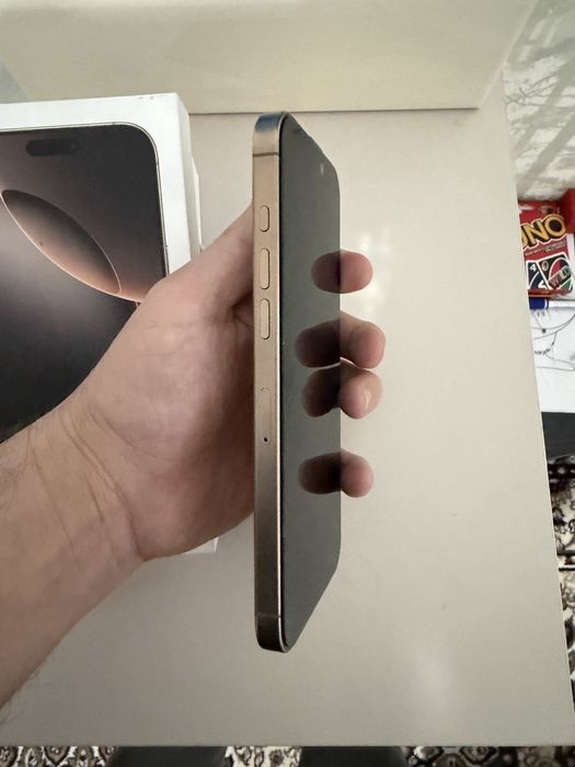 iPhone 16promax Disert titan, 256GB ,ёмкост 100%в идеальном состоянии