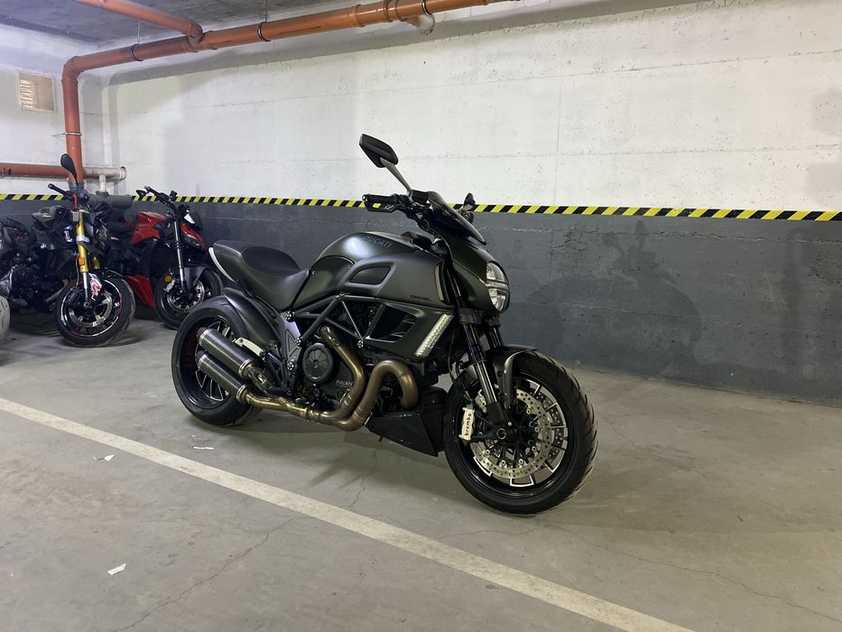 Ducati Diavel 1200 - 2011