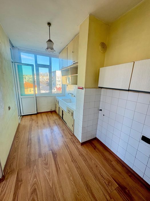 Многостаен Апартамент с ГАРАЖ , Идеален Център гр. Търговище