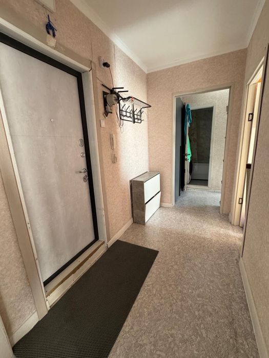 Продам 2 х комнатную квартиру в центре города