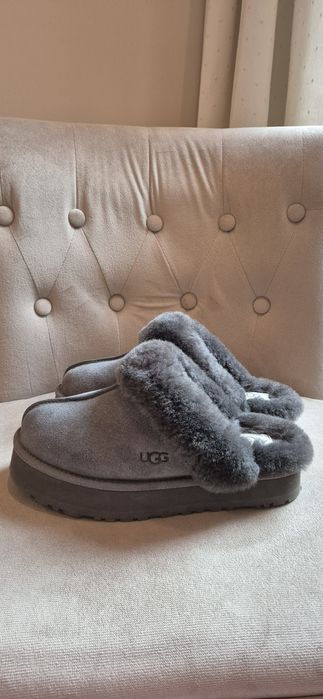 UGG Disquette Papuci din piele intoarsa cu captuseala din lana, 40