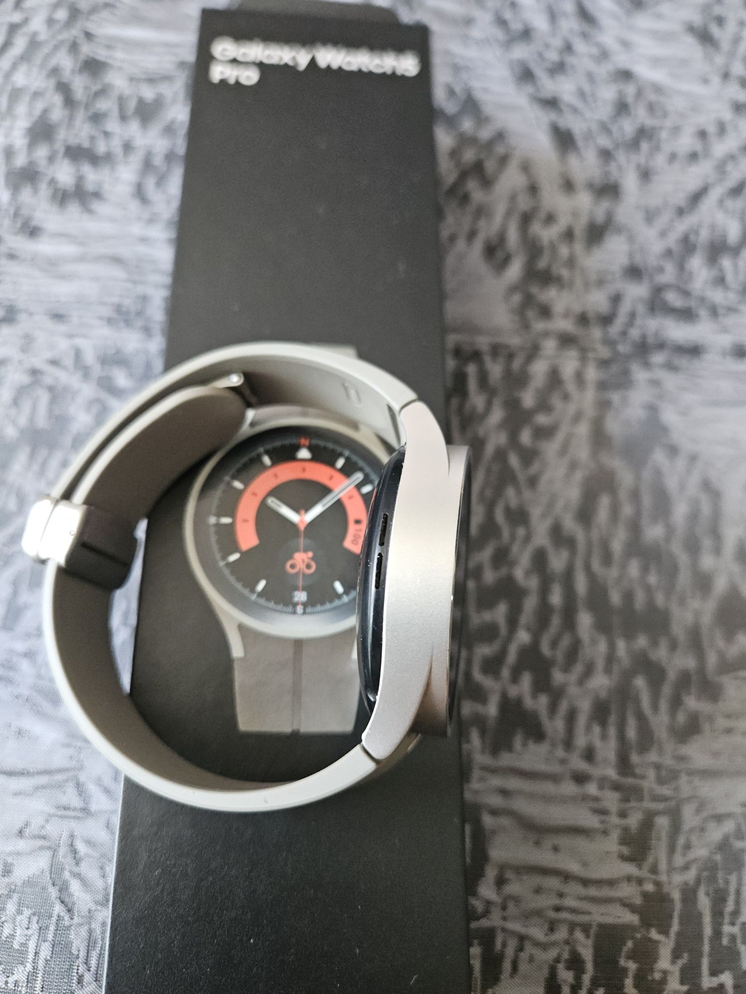 Samsung Galaxy watch 5 pro