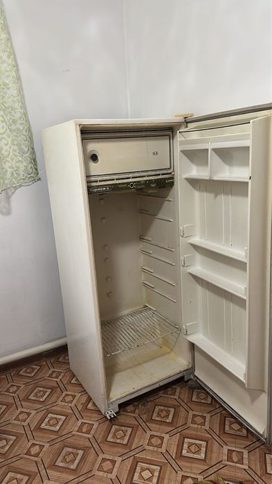 Продается Холодильник в рабочем состоянии