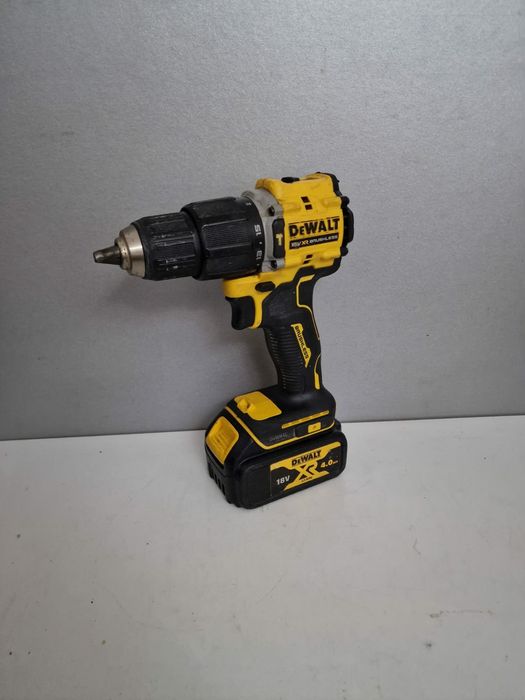 Dewalt DCD 100y Mașina de infiletat cu percutie  Brushless 4.0AH