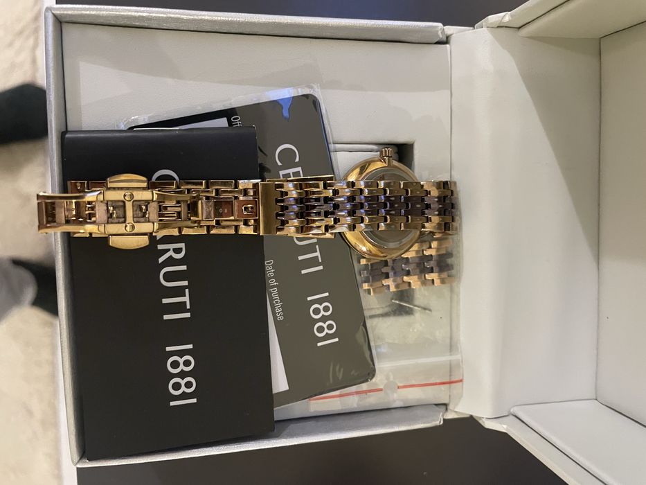 Дамски часовник Cerruti