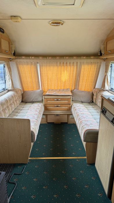 Каравана със френска спалня