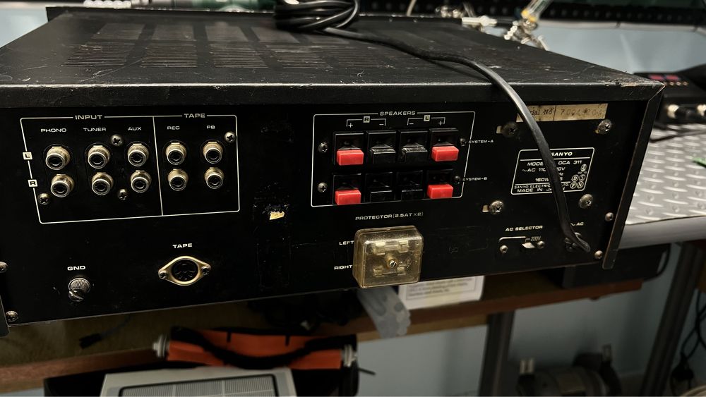 Усилвател Sanyo DCA-311 Made in Japan 1978