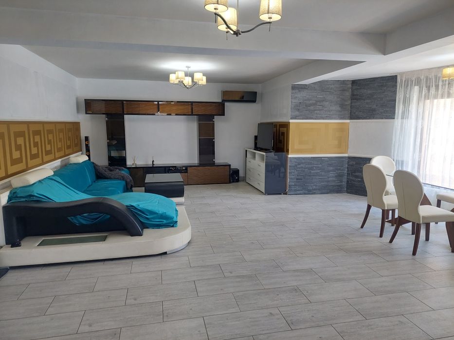 Vila 5 camere cu piscina , P+1, 208 mp Tunari, Pipera, curte 500 mp