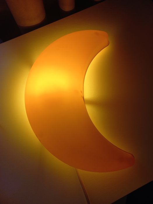 Продам ночник IKEA луна