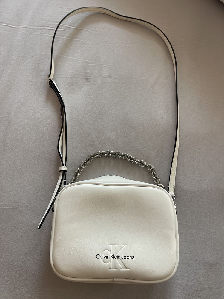 Дамска чанта Calvin klein
