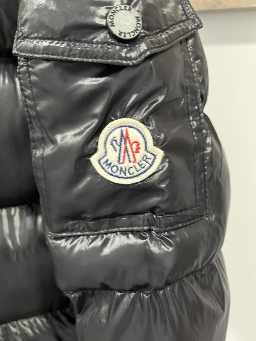 Черно мат яке Moncler