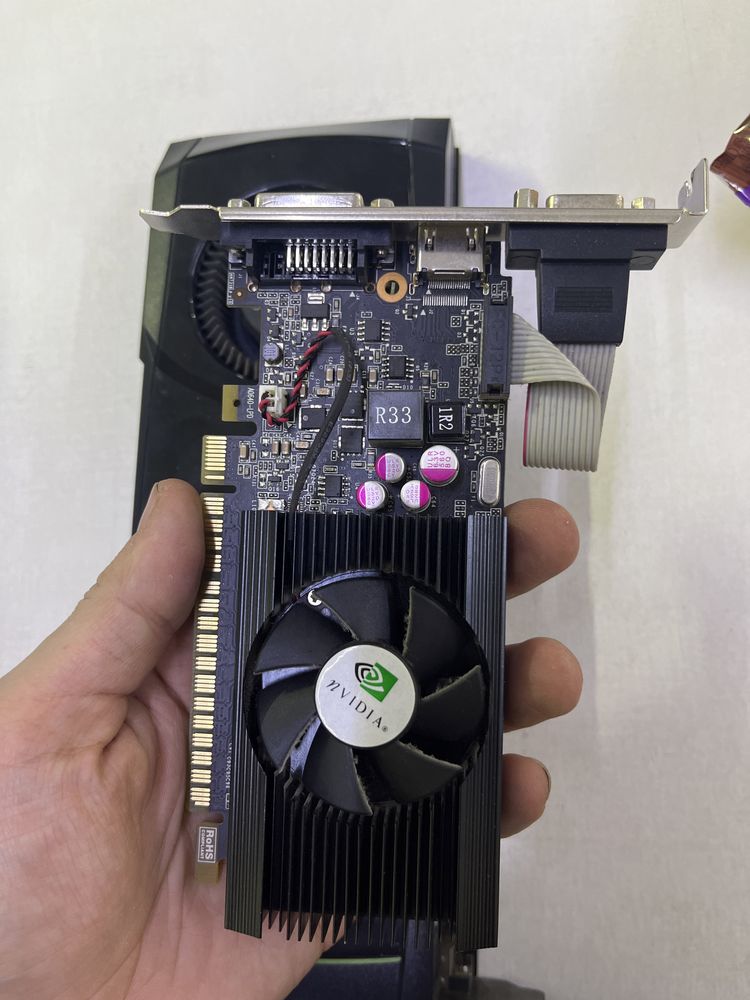 Zotac gtx 580 1,5 g и GT 640 1 g