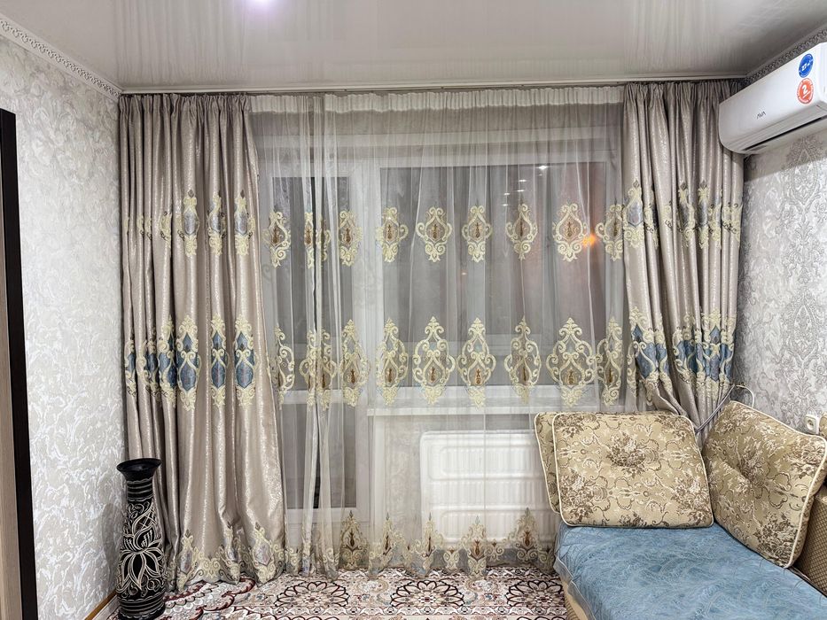 Продам шторы в зал