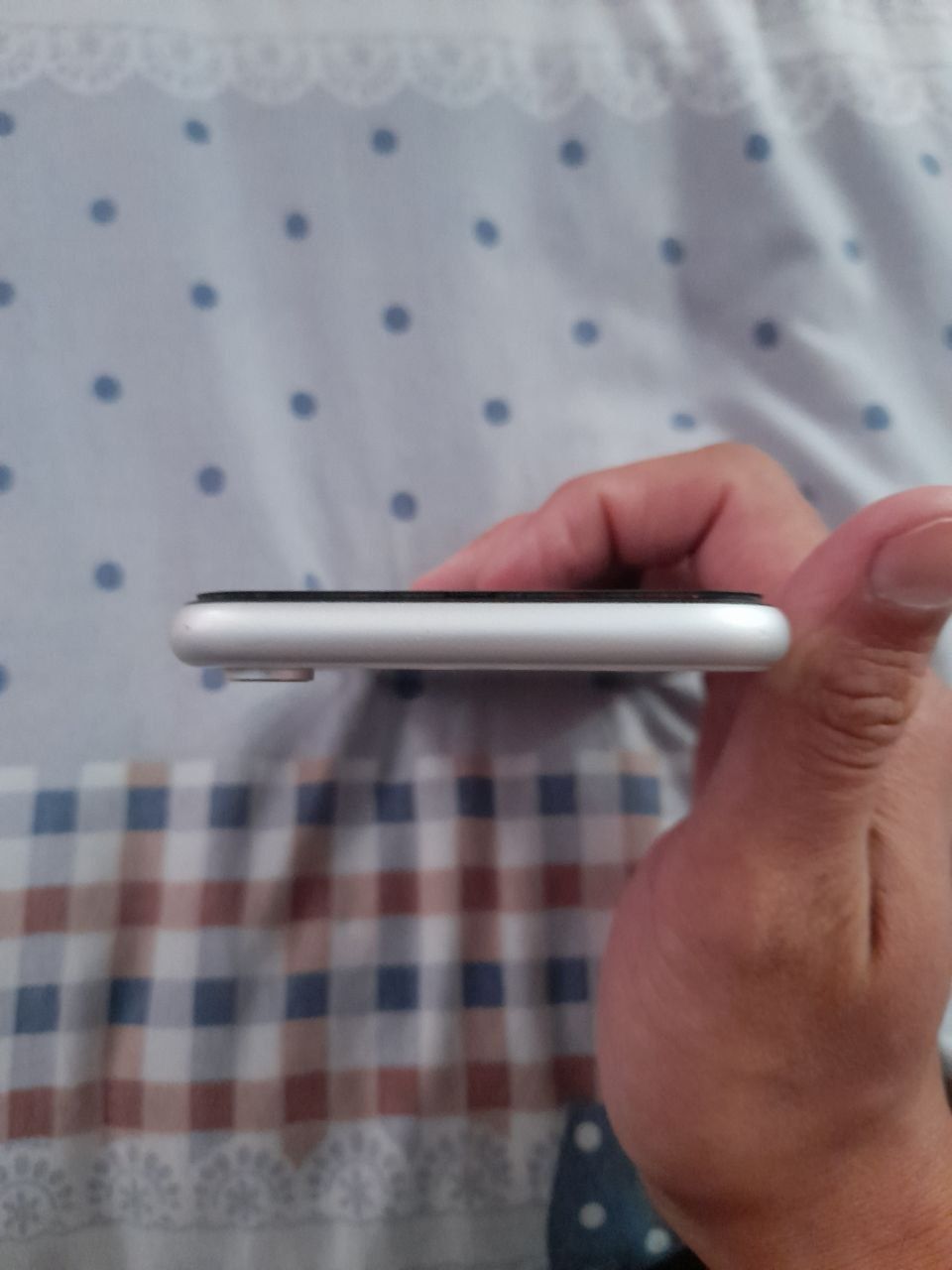 Iphone Xr aybi yoq