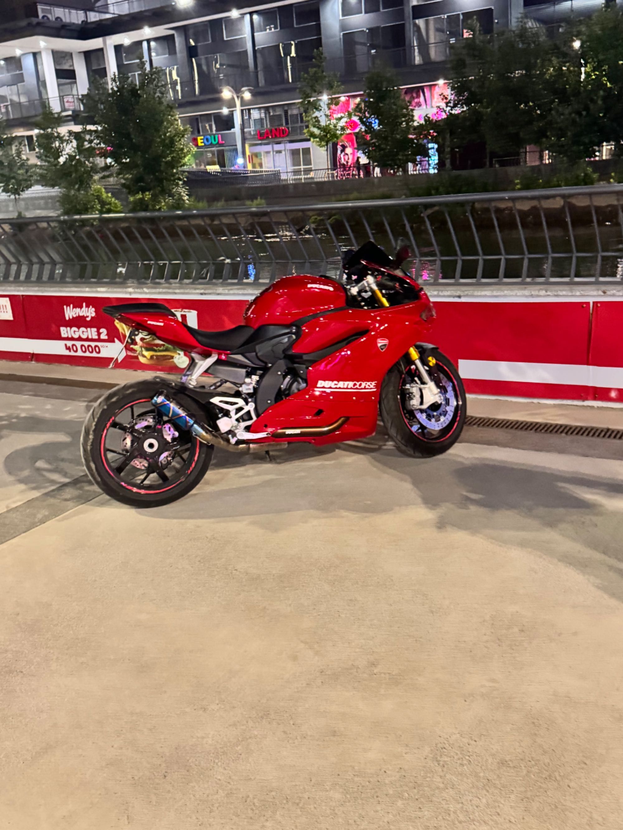 Moxia 500RR sotiladi 6000$