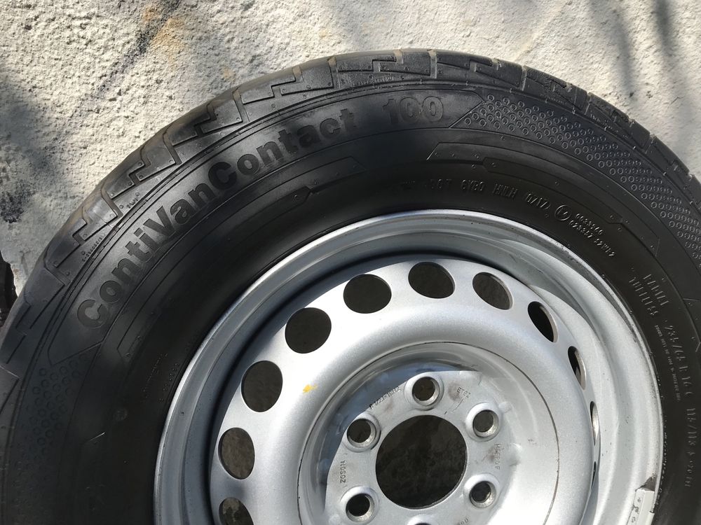 Джанти с гуми Мерцедес спринтер 235/65/16С  Continental