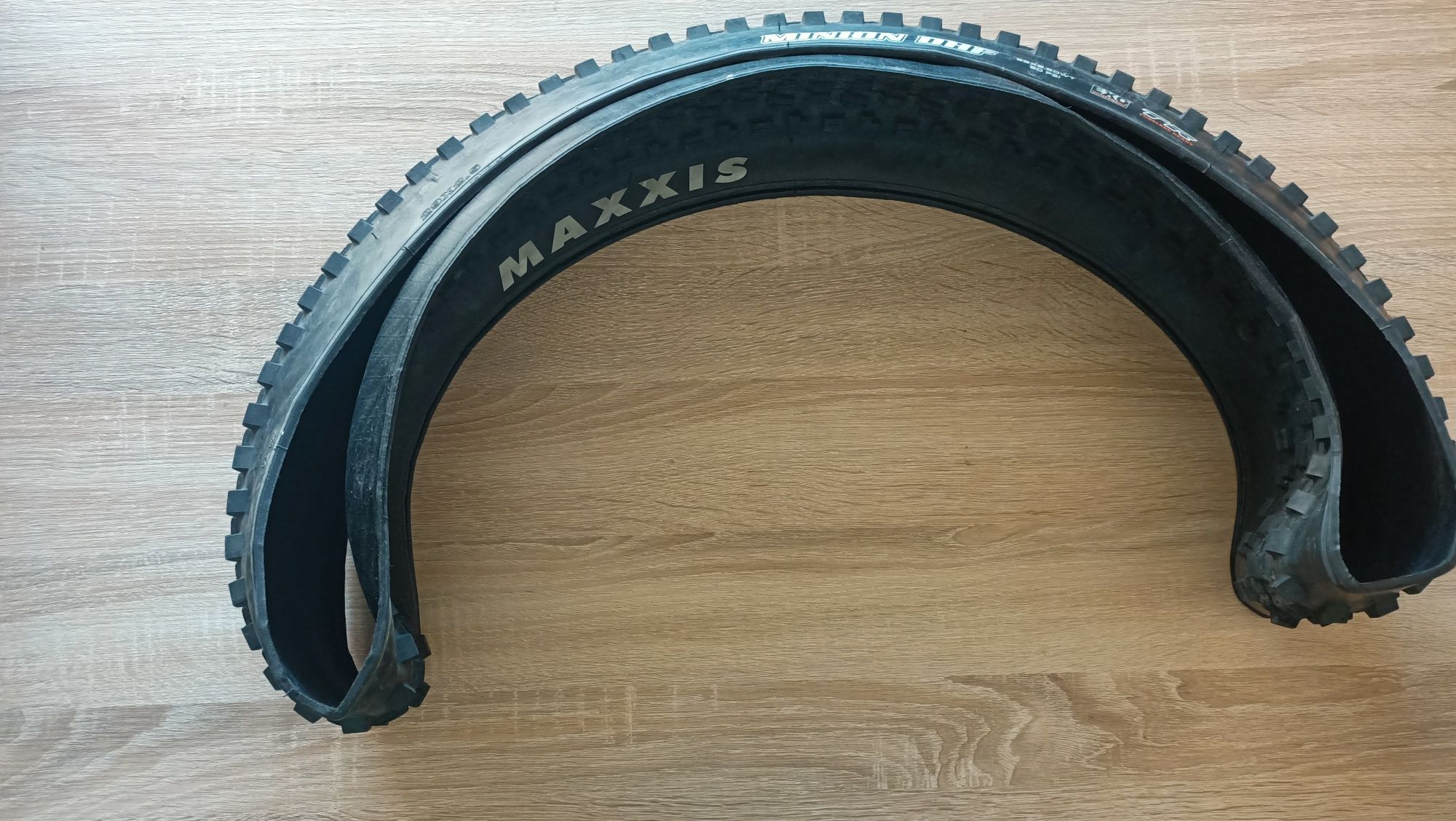 Antelopa alba/oem Maxxis minion dhf 2.5 29 exo tubeless ready