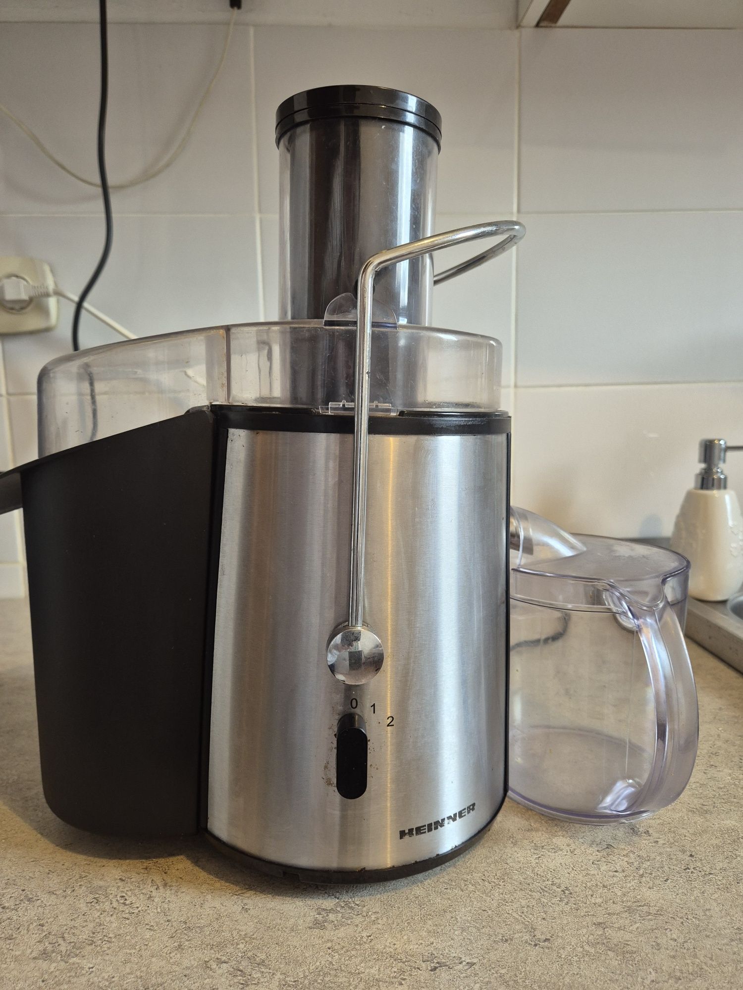Storcător de fructe și legume Heinner 1000 W