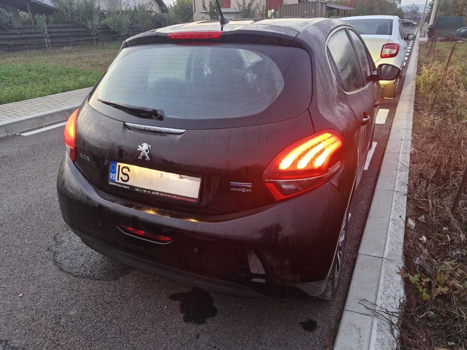 Peugeot 208 1.2 PureTech Allure 2017