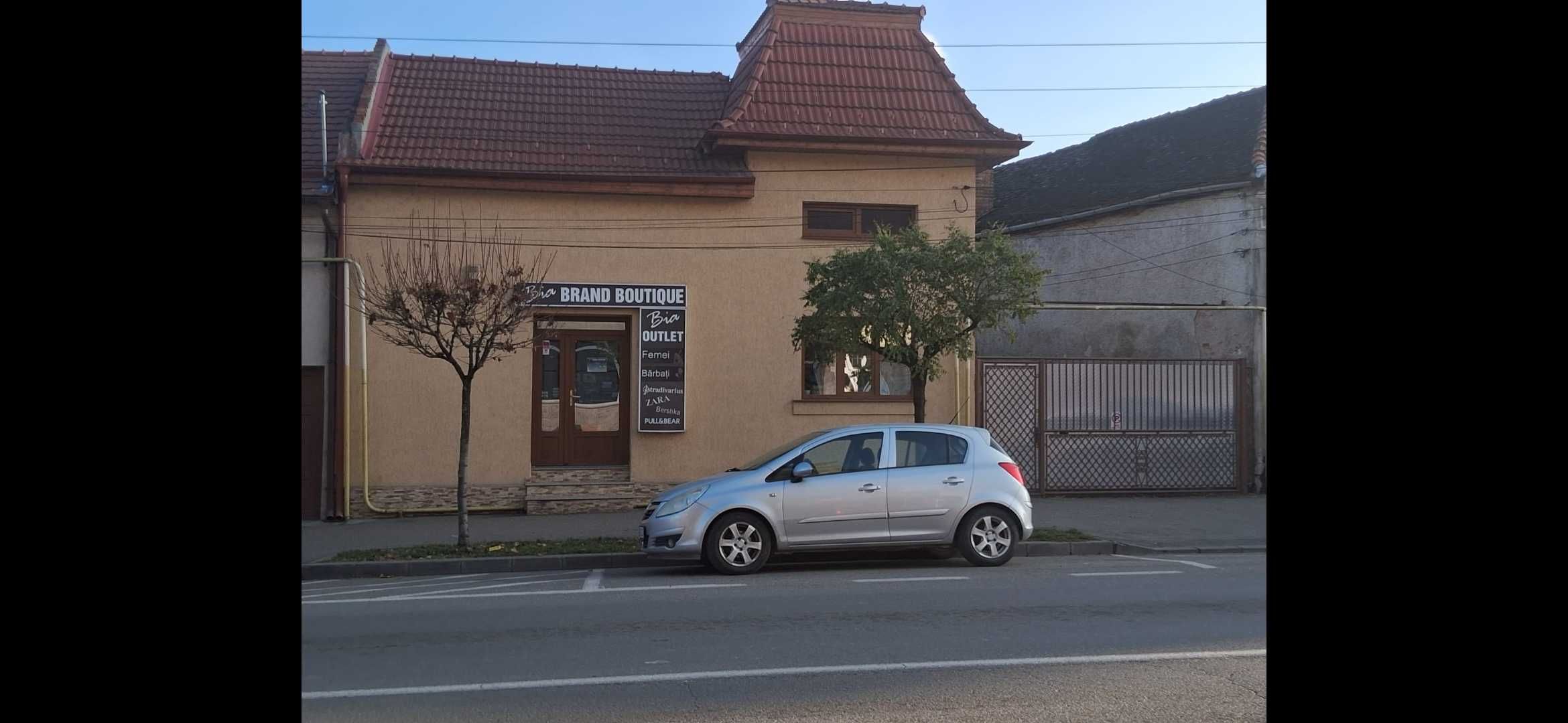 Spatiu comercial de vanzare.Fostul atelier foto Stanoiu