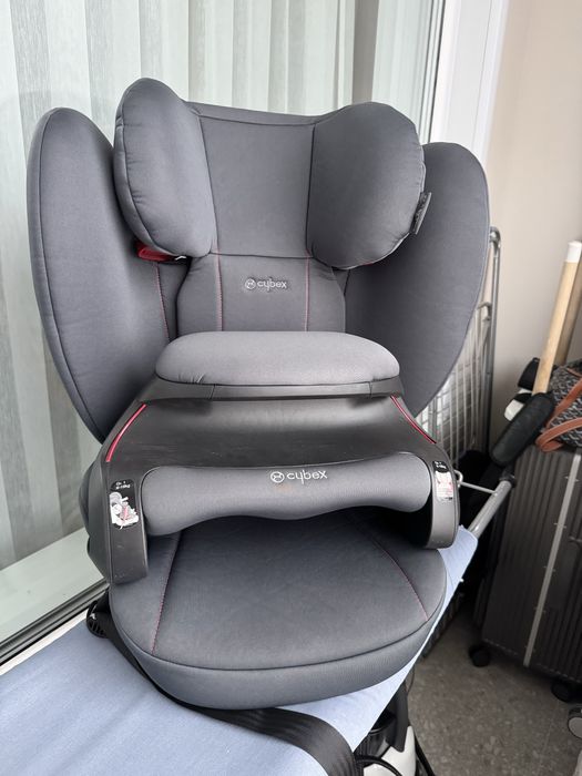 Продам автокресло Cybex