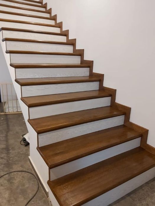 Montaj Mocheta LVT Linoleum Parchet Plinte Polimer  Vopsele Epoxi 3D