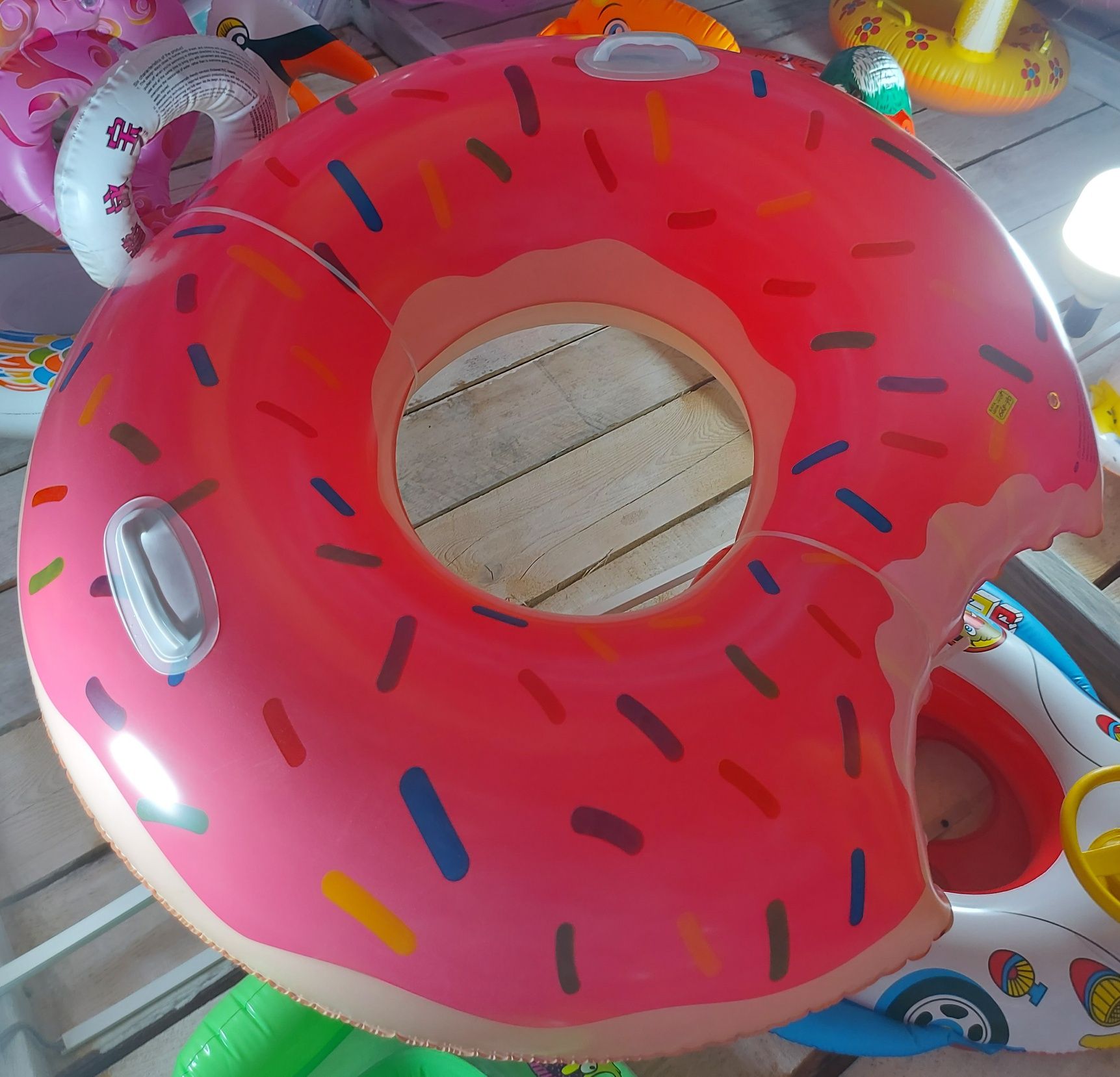 Круг пончик надувной для плавания купания фламинго
