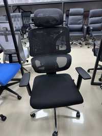Офисное кресло модел 7056