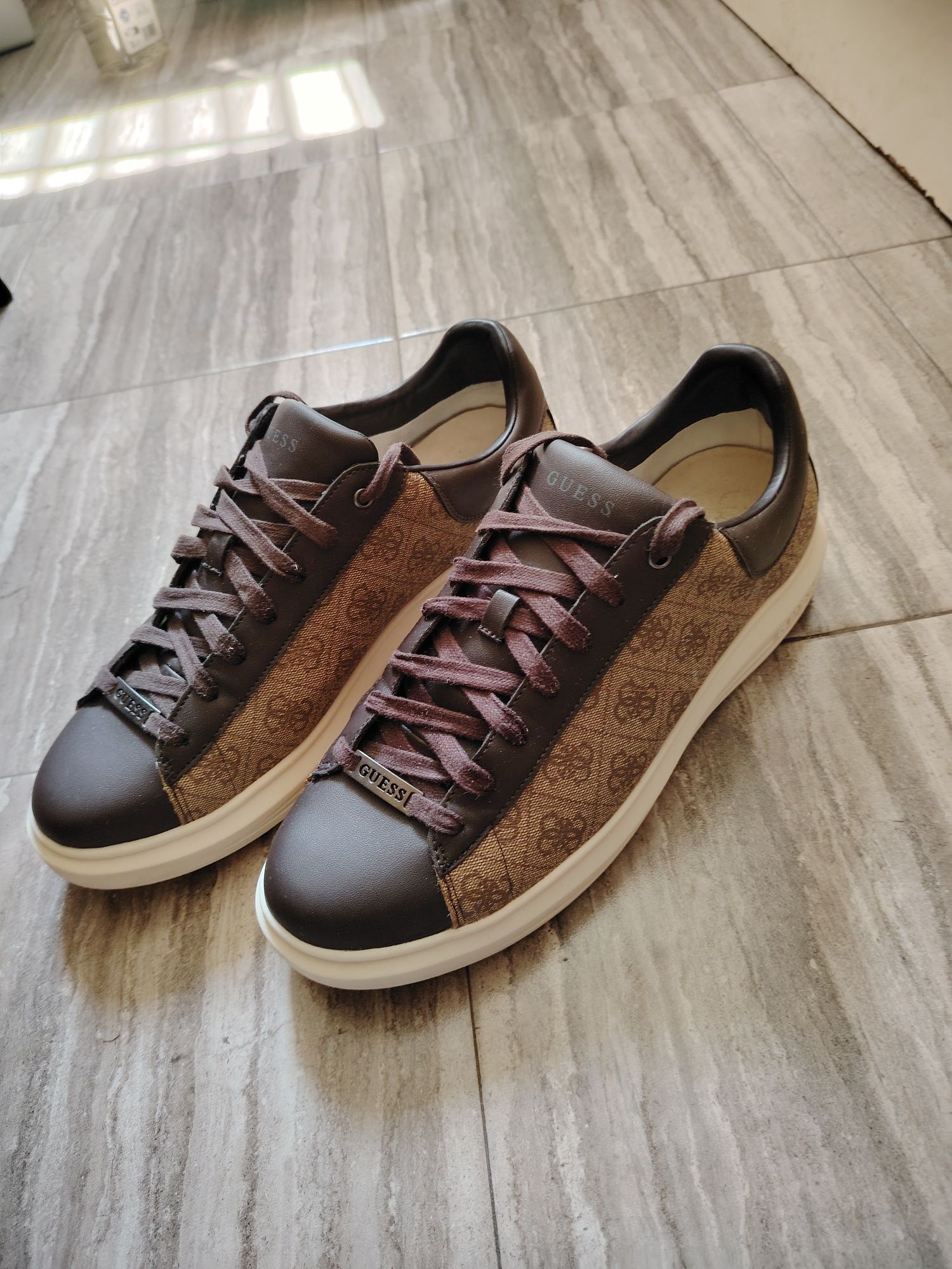 Pantofi Guess bărbați măsură 46
