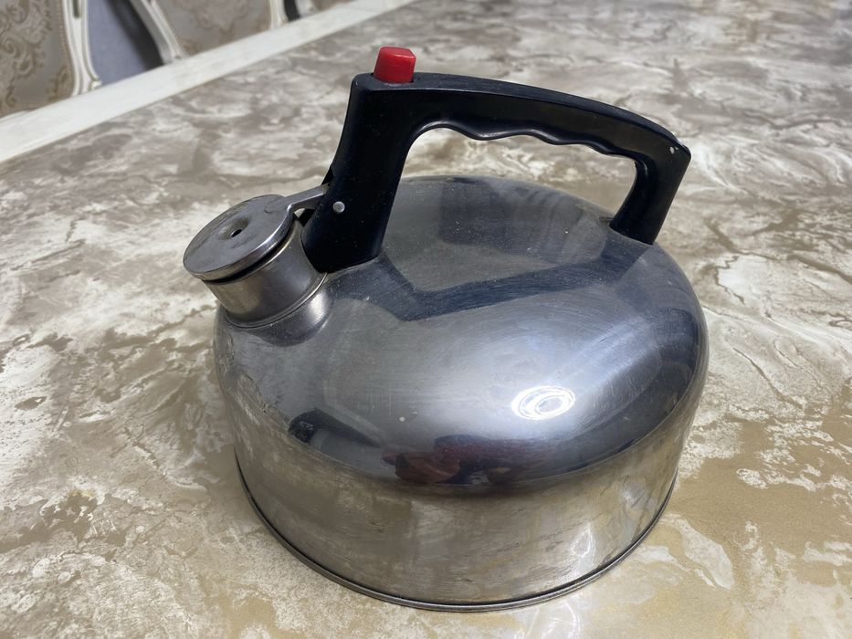 Чайник со свистком