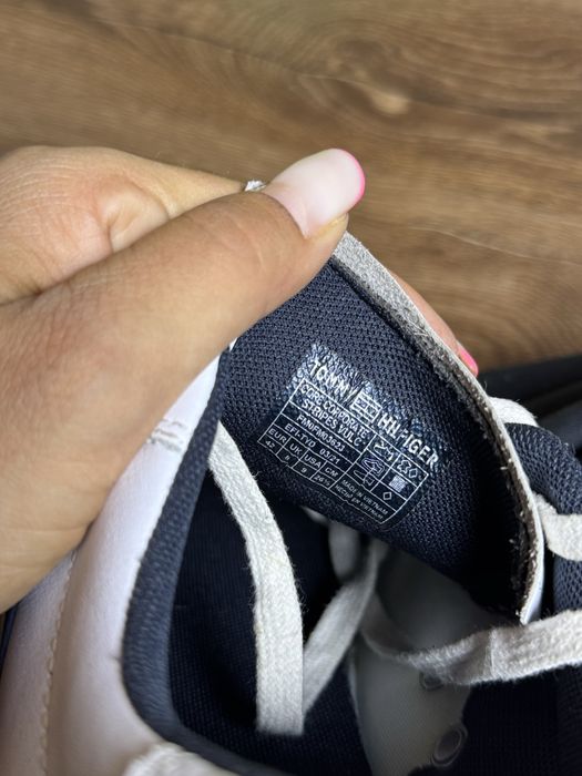 Tommy Hilfiger кецове