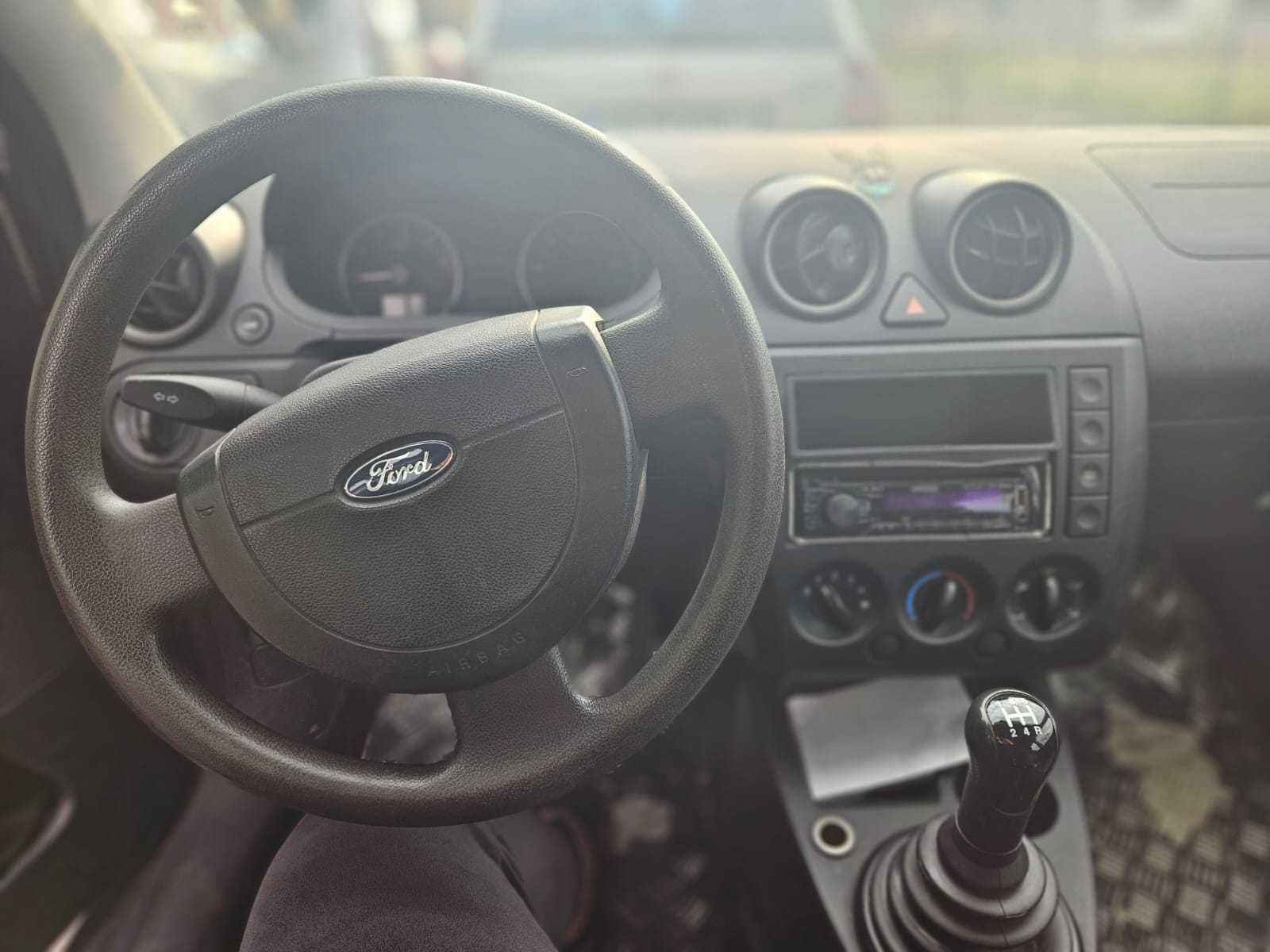 Ford Fiesta 2004