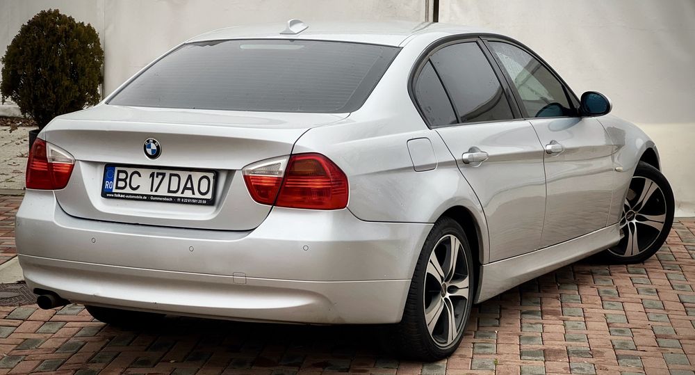 BMW 320d e90 Automata – BI-Xenon, Piele, Perdeluta