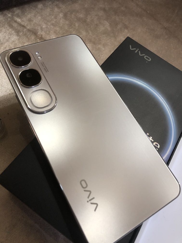 Vivo Y40 Lite 1 yil kafolat magazin narxi 290$