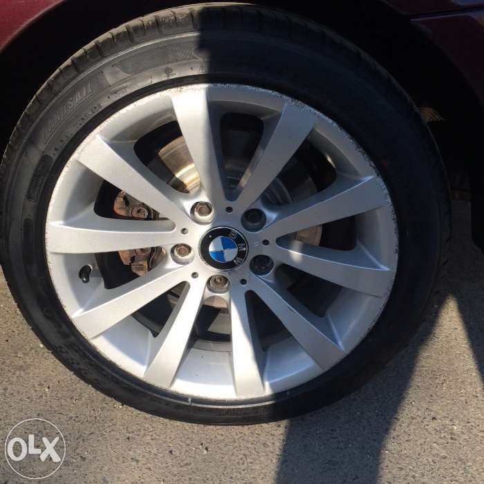Vând jante BMW e90 facelift pe 17