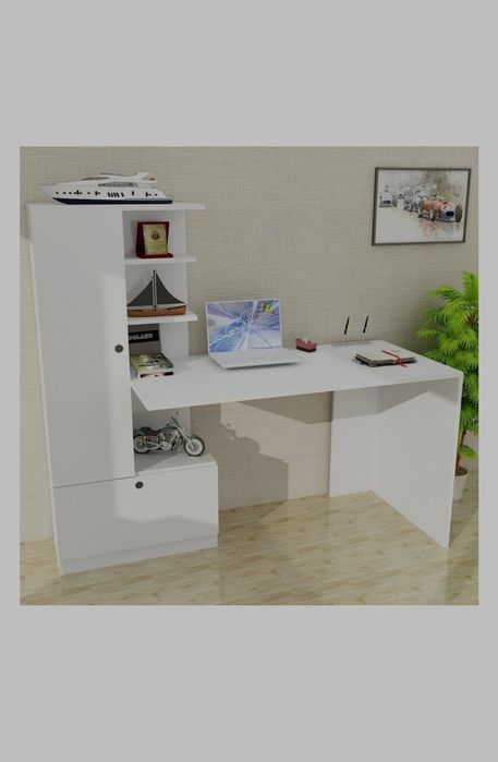 Парта небольшая новая