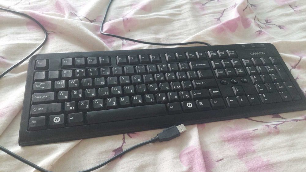 Продавам Клавиатура Canyon