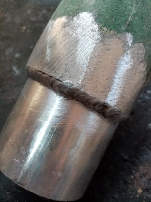 Executăm suduri în aluminiu.