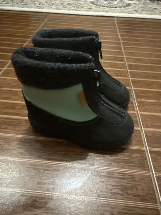 Продам детскую обувь производство Финляндия