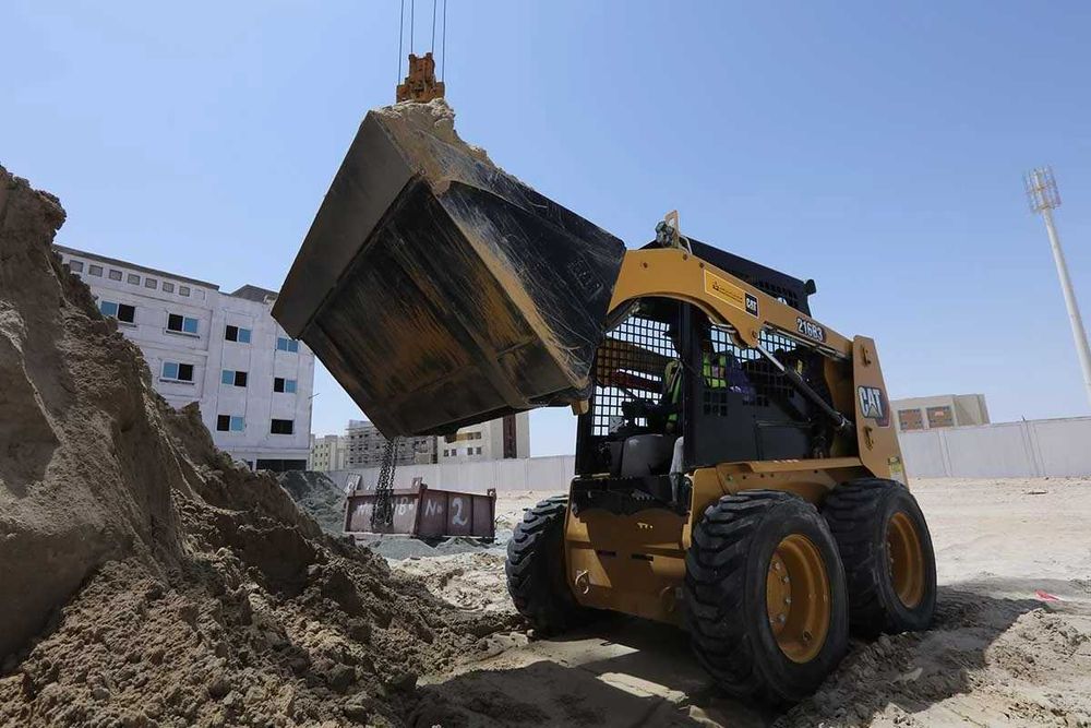 Колесный мини-погрузчик CAT [216B3] 2.6тон