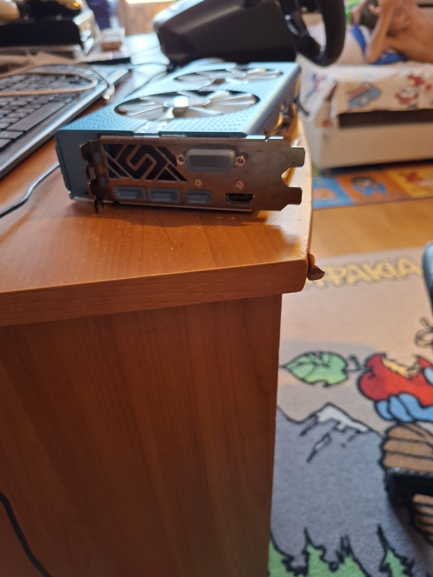 Видео карта rx580 8gb sapphire nitro glow