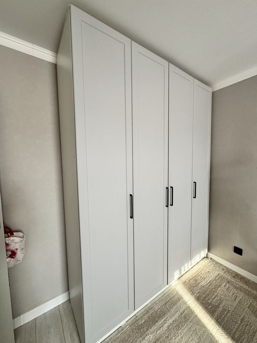 Продам шкаф 4х дверный