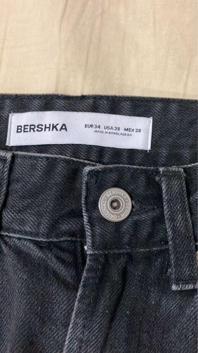 Blugi Baggy Bershka