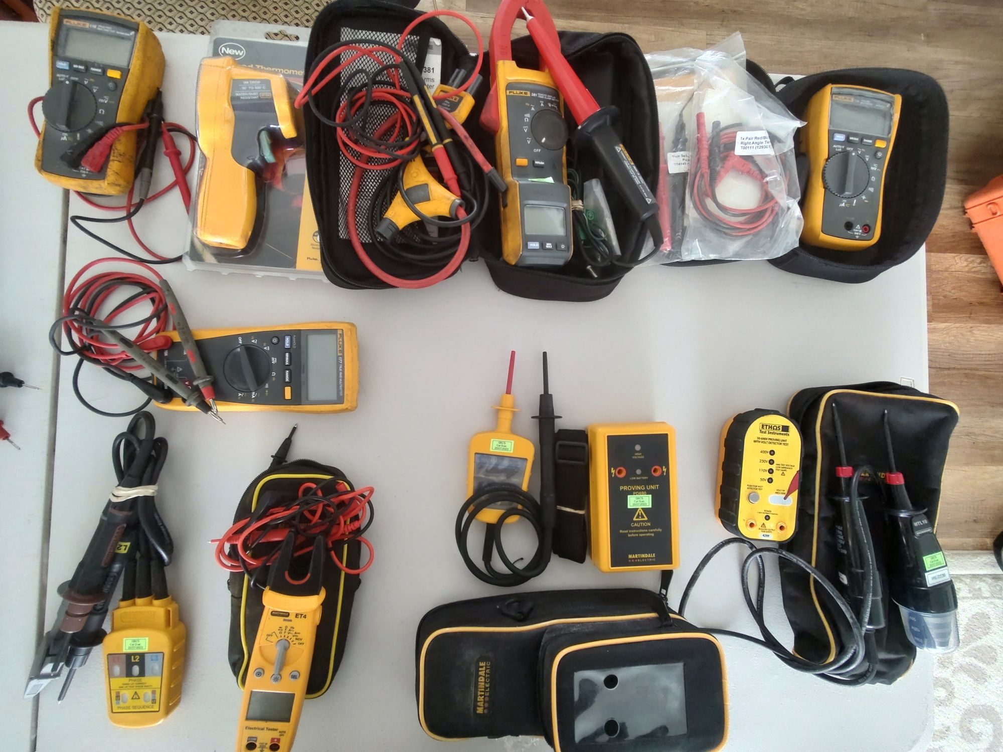 Tester Fluke multimeter