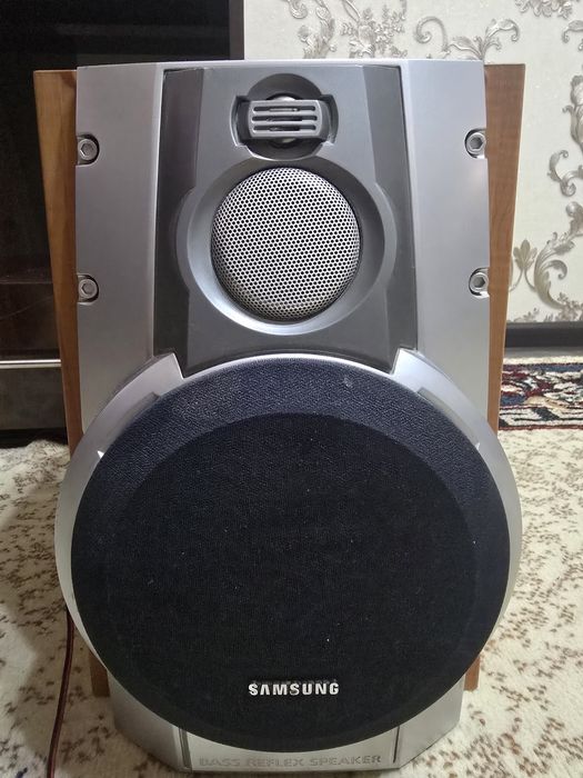 Продам Музыкальный центр