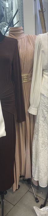 Продам платье новый